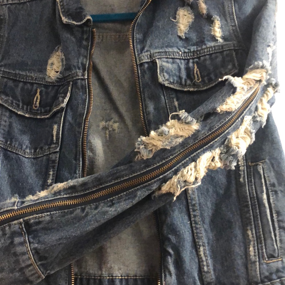 Jean jacket - Picture 3 of 6